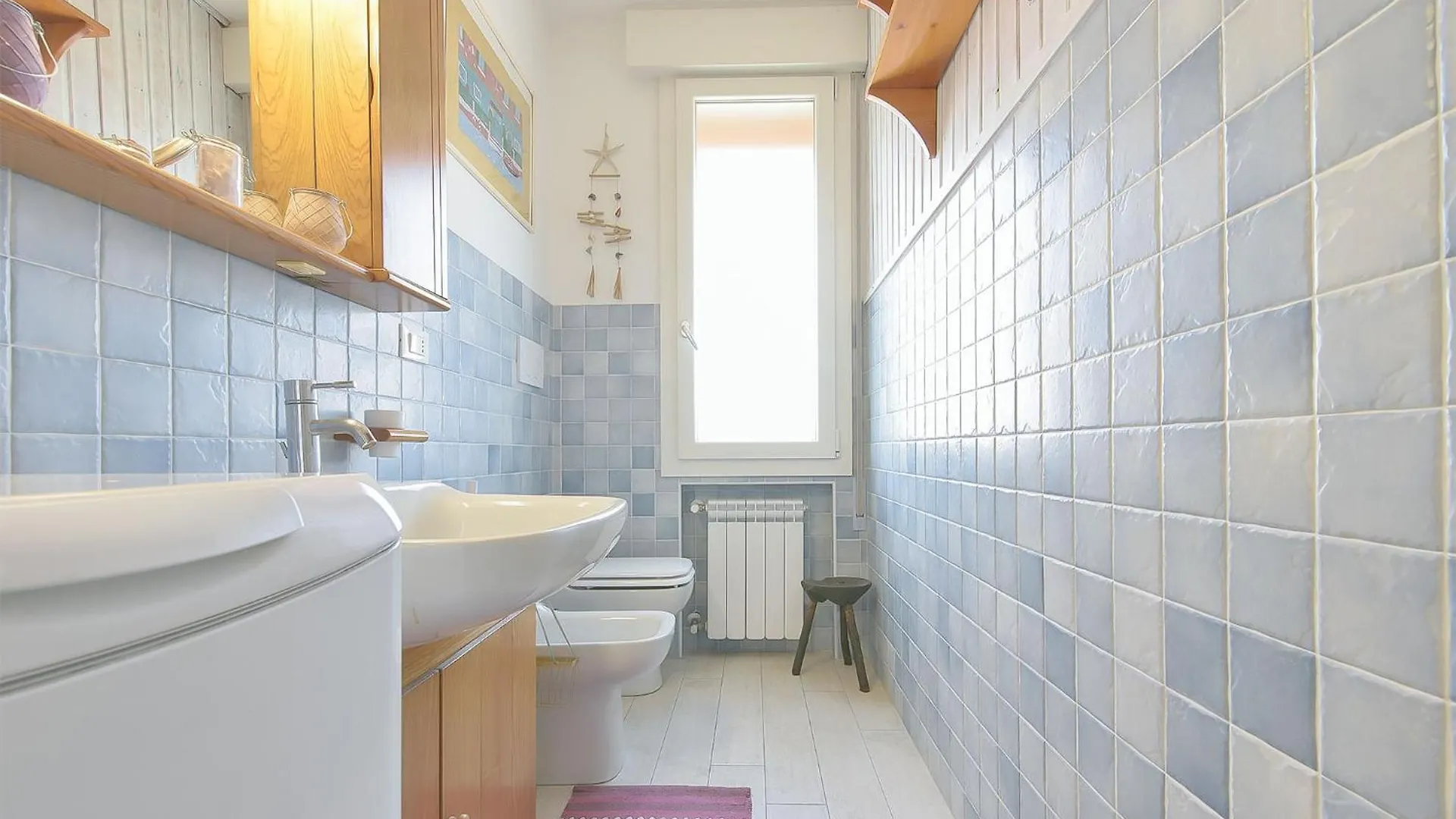 Queen Home Beauty Marghera 0*,  Itálie